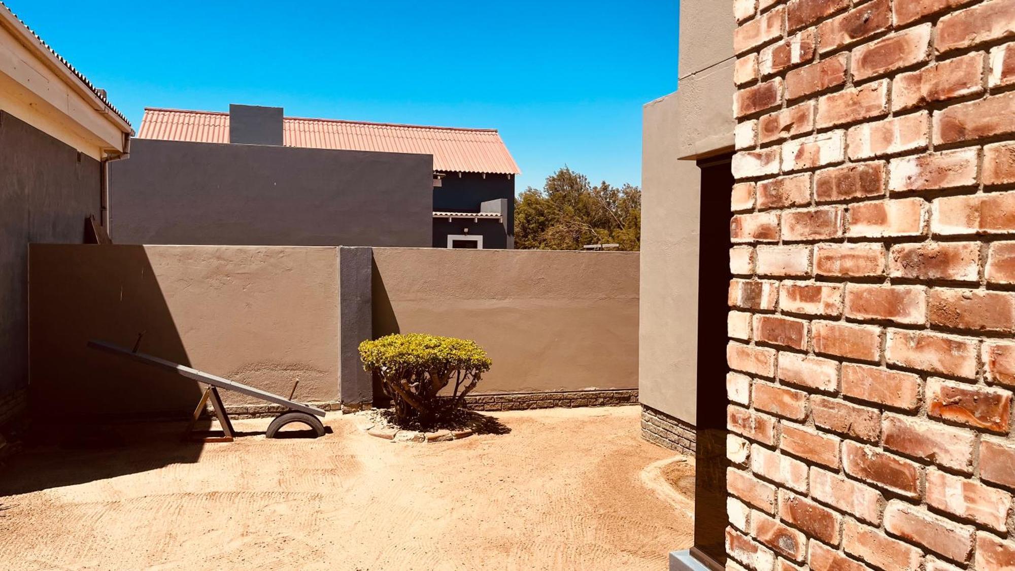 Otis Self Catering Apartment Walvis Bay Exterior photo
